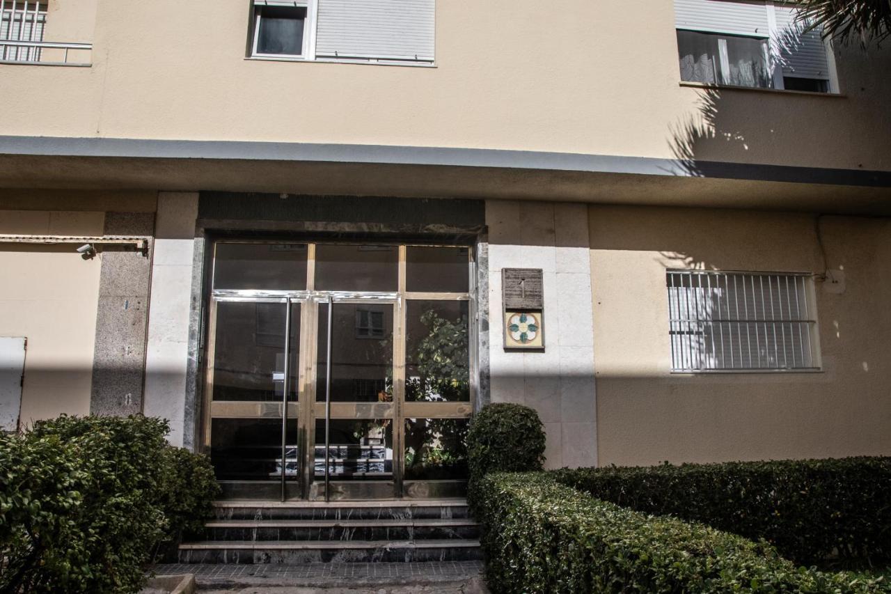 Apartamento Amanecer Кадис Екстериор снимка