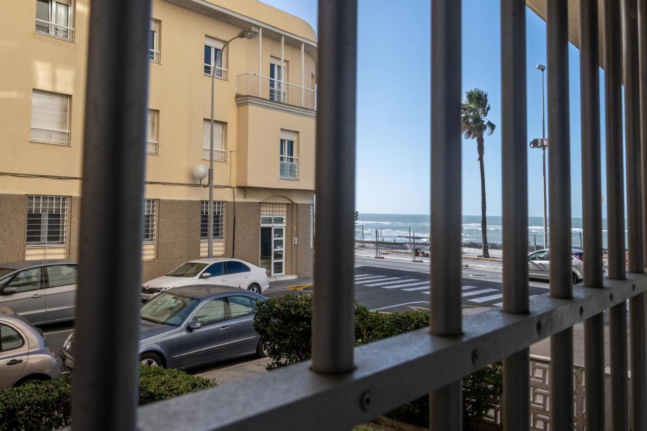 Apartamento Amanecer Кадис Екстериор снимка