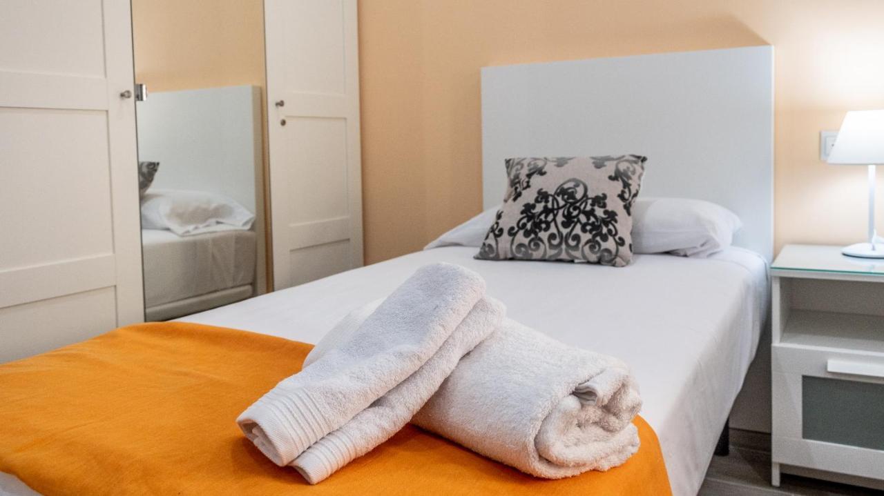Apartamento Amanecer Кадис Екстериор снимка