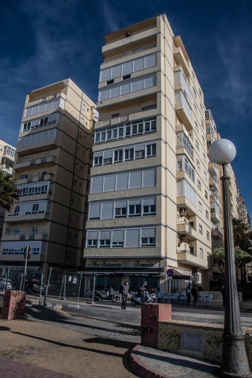 Apartamento Amanecer Кадис Екстериор снимка